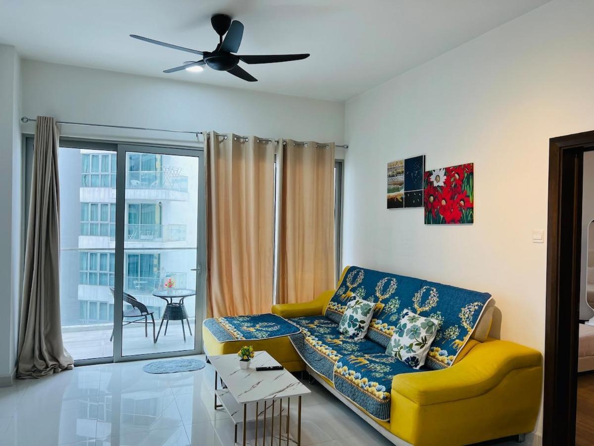 Regalia Upper View By Willow Homes Kuala Lumpur Camera foto