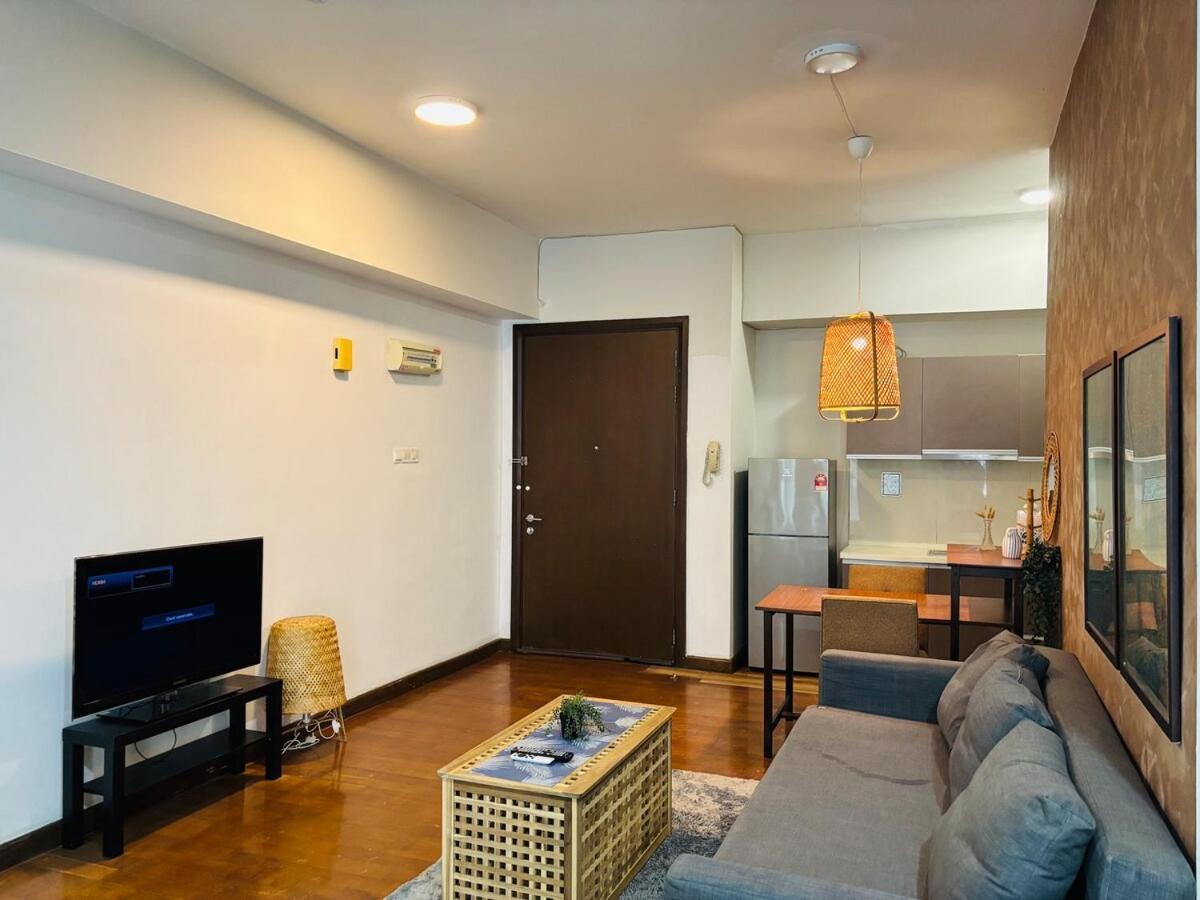 Regalia Upper View By Willow Homes Kuala Lumpur Camera foto