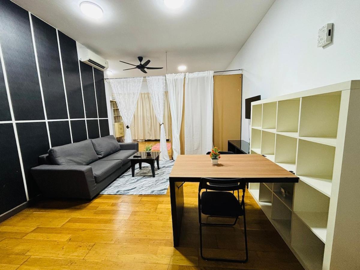 Regalia Upper View By Willow Homes Kuala Lumpur Camera foto