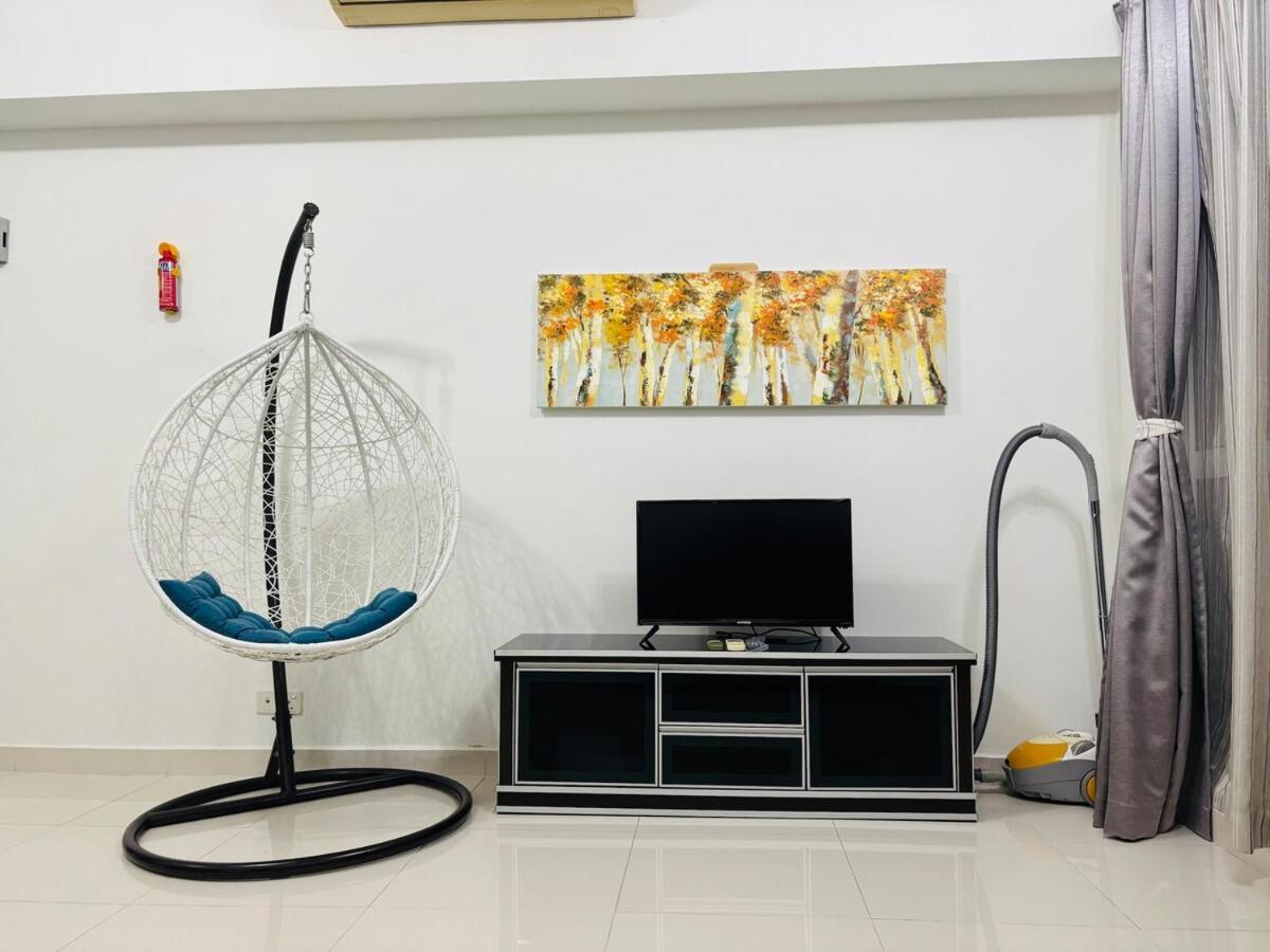 Regalia Upper View By Willow Homes Kuala Lumpur Camera foto